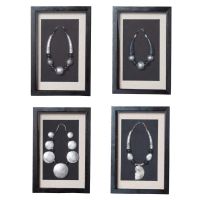 Vitrines colliers Ethniques