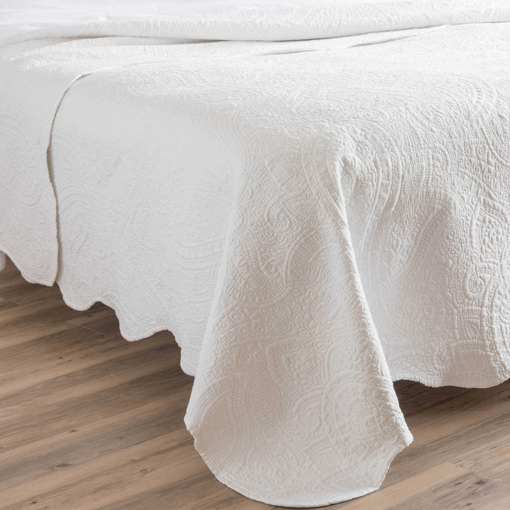 GIOVANNA offwhite quilted bedspread 240 x 260 cm Maisons du Monde