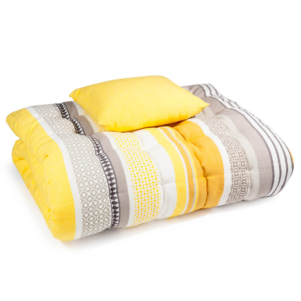 matelas pour bain de soleil matelas bain de soleil en coton jaune gris 70 x 160 cm porto maisons du monde matelas pour bain de soleil matelas bain de soleil en coton jaune gris 70 x 160 cm porto maisons du monde