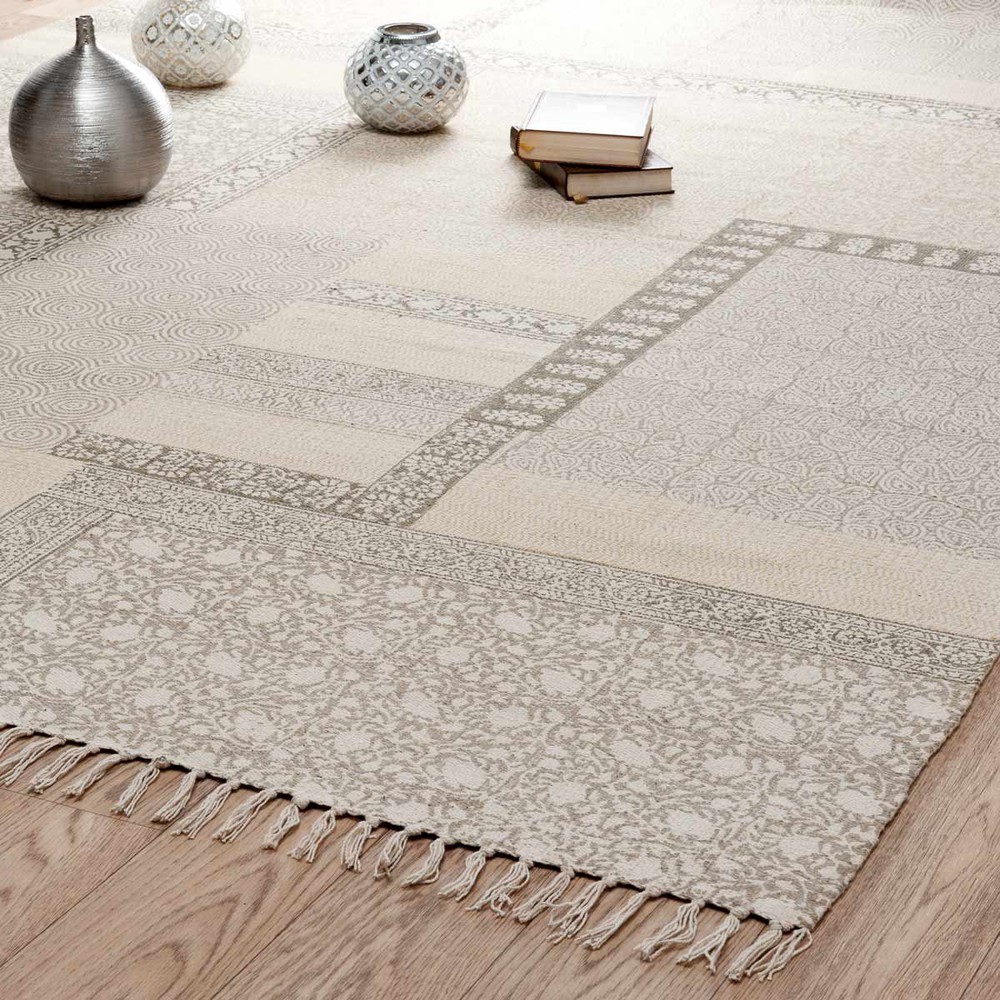MENARA cotton low pile rug in beige 160 x 230cm Maisons du Monde