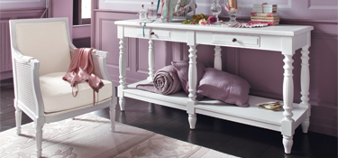 Linen table 
