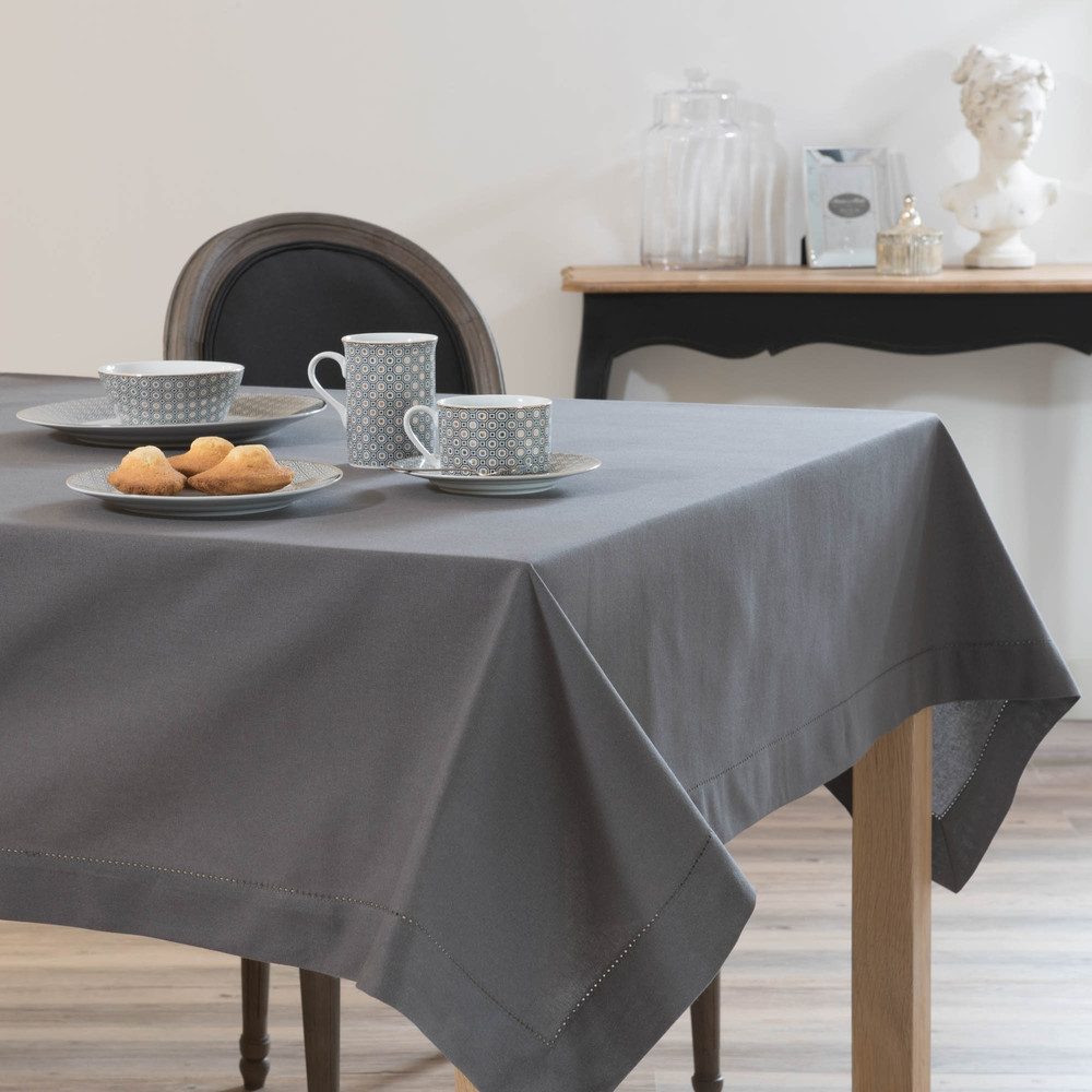 Cotton plain tablecloth in charcoal grey 150 x 250cm Maisons du Monde